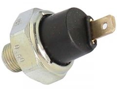 Oliedrukzender , Oliedruksensor Benzine Volvo P1800 PV Ama/120 140 160 240 740 1606877-S