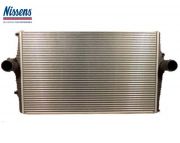 Laadluchtkoeler , Intercooler Volvo S60 (01-02) S80 (99-02) V70 (00-02) XC70 (01-02)  Nissens 8649471-N